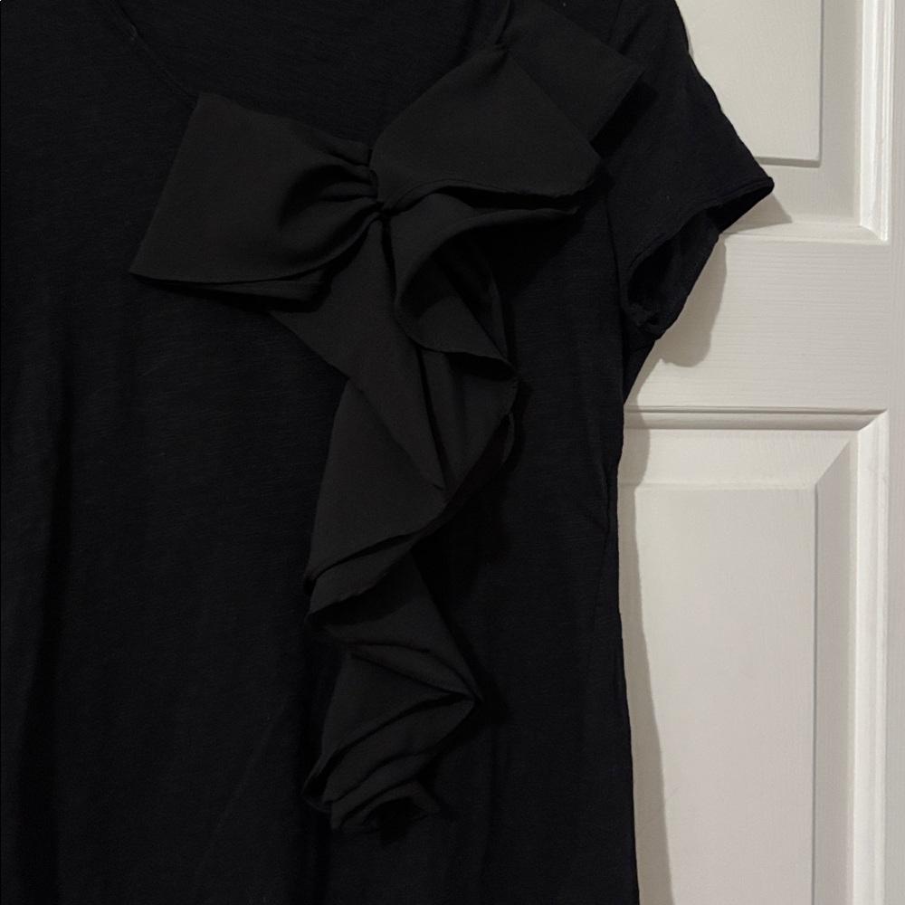 Press Ruffle Tee - Picture 2 of 6